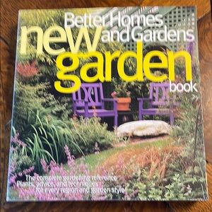 Better Homes and Gardens New Garden Book